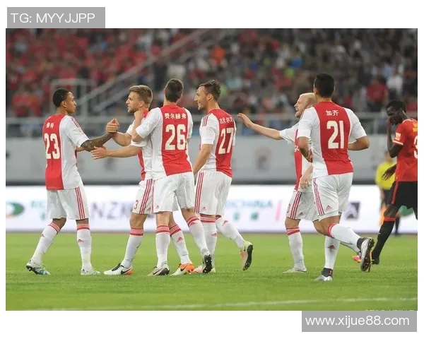 埃门与阿尔克马尔足球对决精彩回顾与战术分析